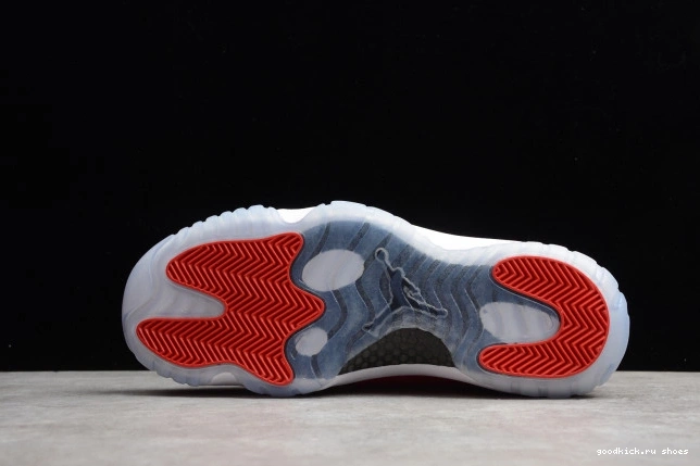 RetroGym 378037-623 Jordan Air 11 Red 0712
